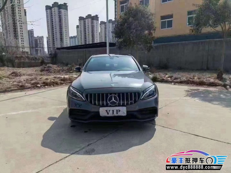 17年奔驰C轿车抵押车出售