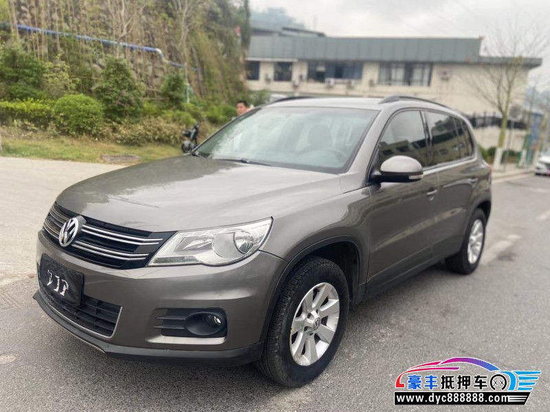 11年大众途观轿车抵押车出售