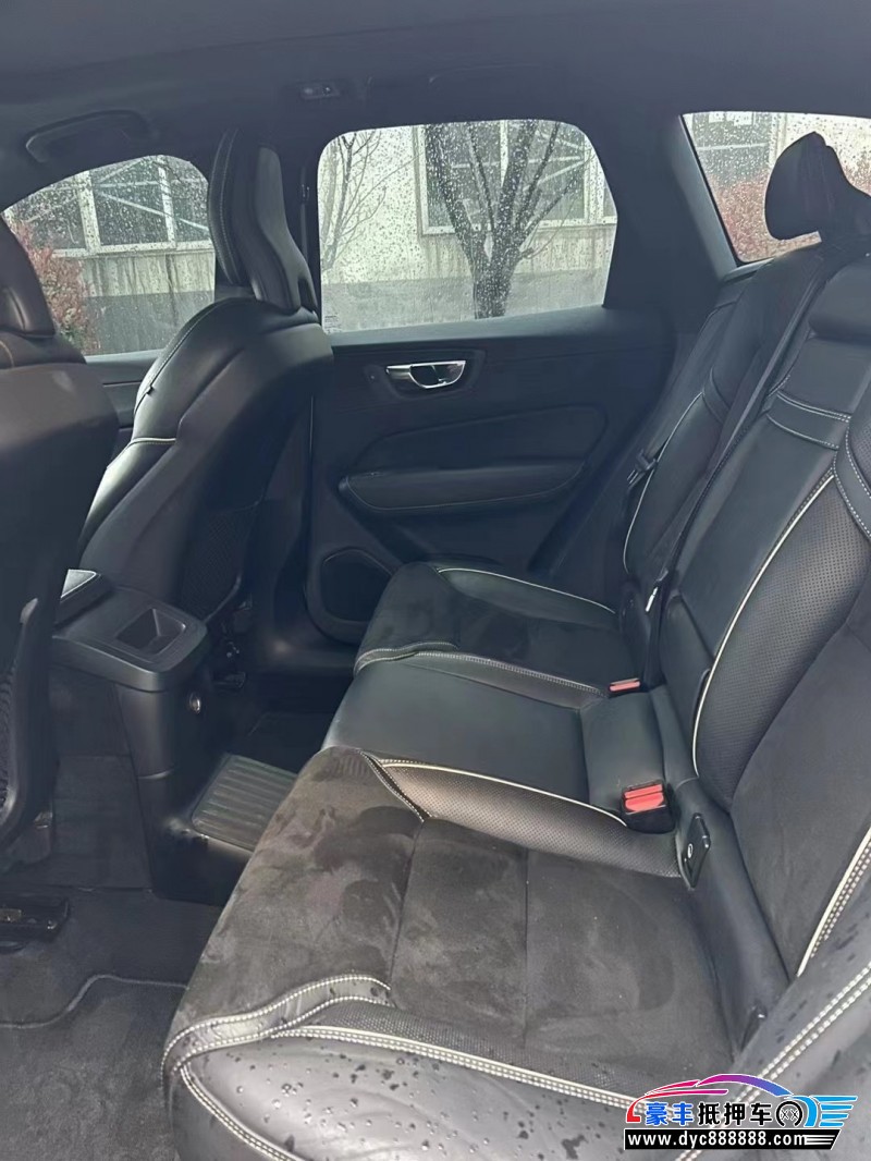 19年沃尔沃XC60轿车抵押车出售