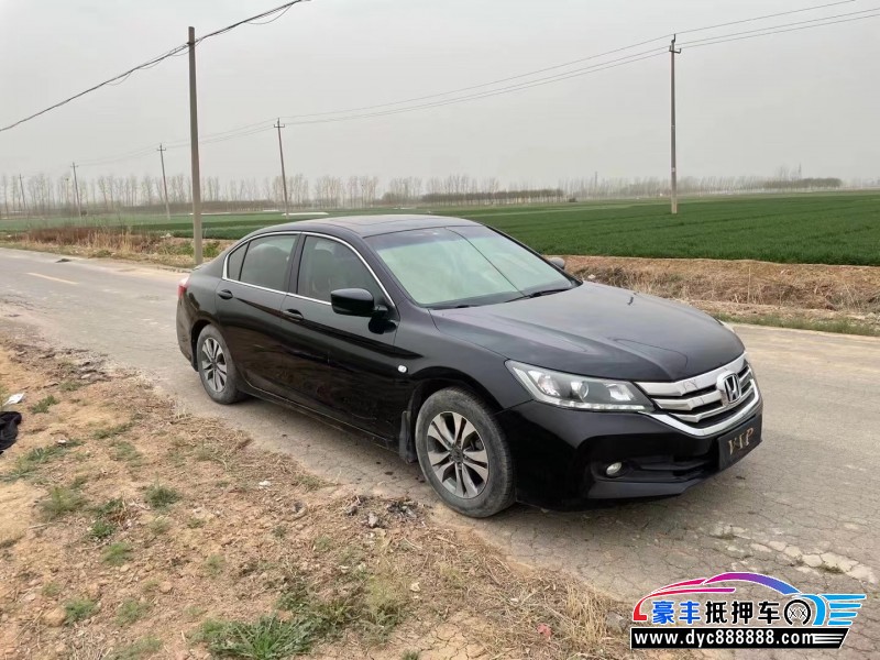 16年本田雅阁轿车抵押车出售