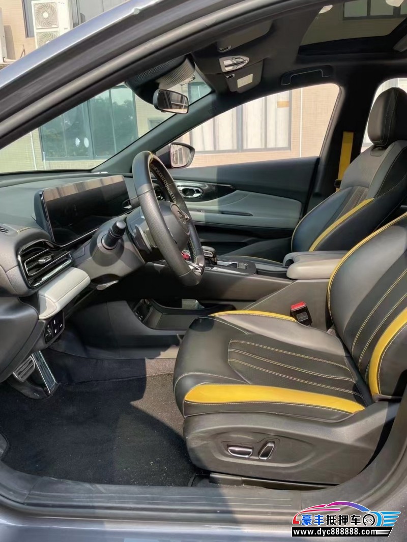 22年传祺影豹轿车抵押车出售