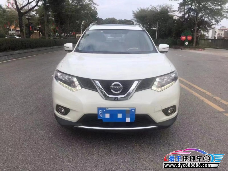 15年日产奇骏SUV抵押车出售