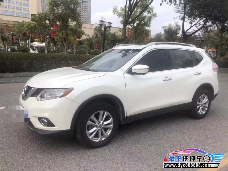 15年日产奇骏SUV抵押车出售
