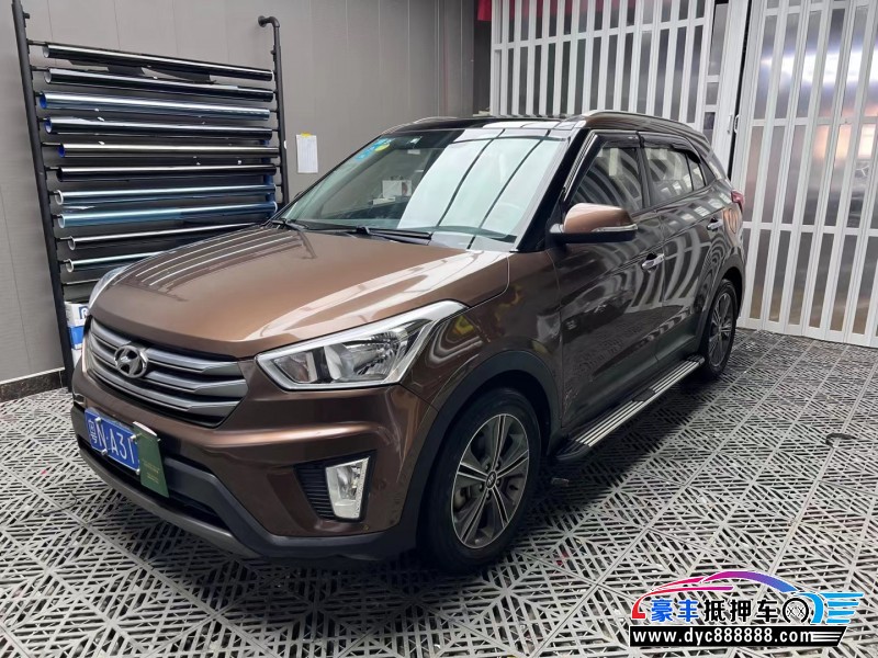 17年现代ix25轿车抵押车出售