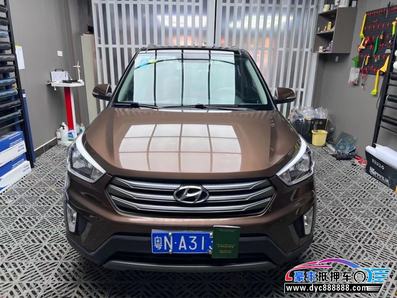 17年现代ix25轿车抵押车出售