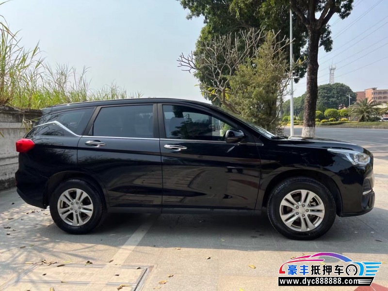 21年长城M6轿车抵押车出售