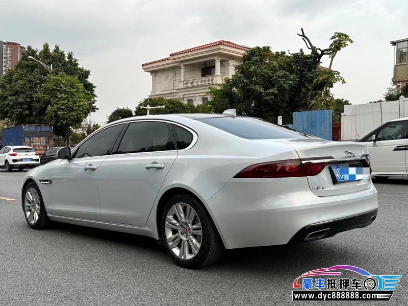 17年捷豹XFL轿车抵押车出售