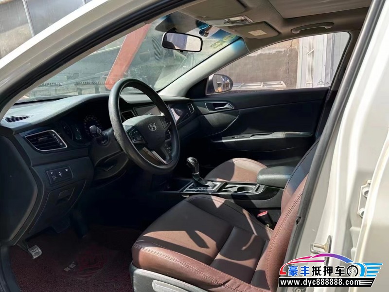 15年现代名图轿车抵押车出售