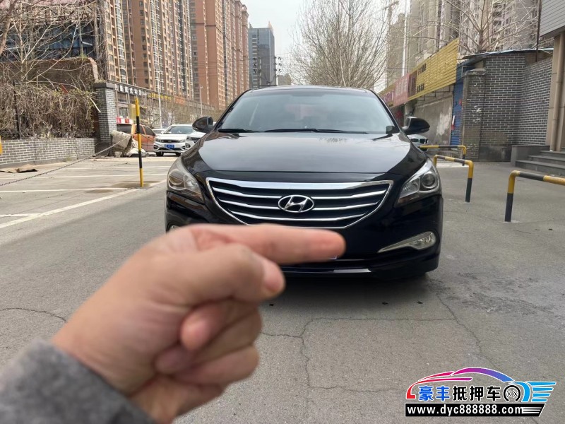 17年现代名图轿车抵押车出售