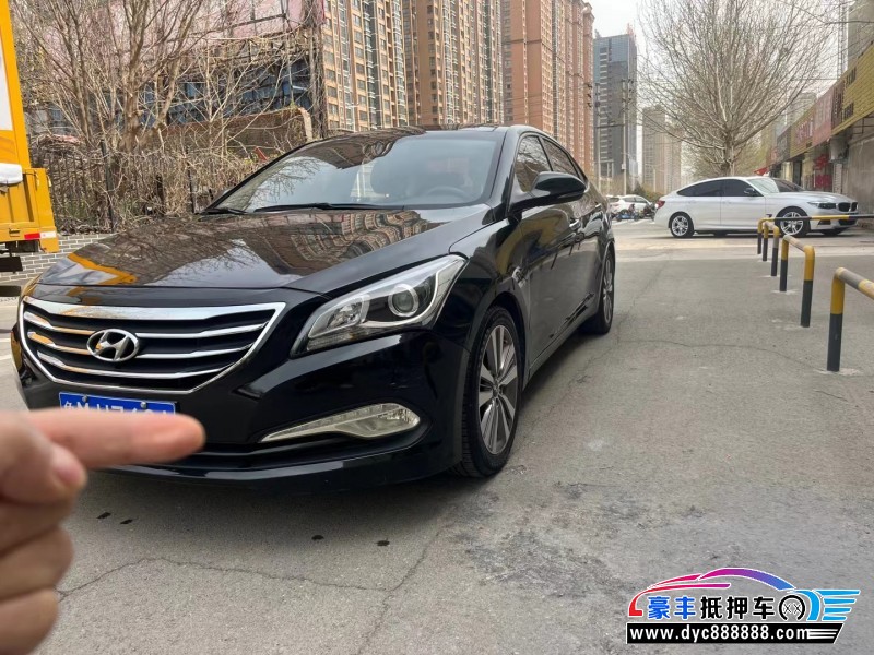 17年现代名图轿车抵押车出售