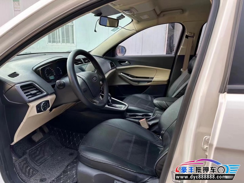 18年福特福睿斯轿车抵押车出售