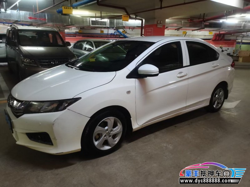 17年本田锋范轿车抵押车出售