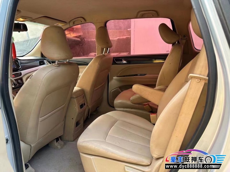 16年宝骏730MPV抵押车出售