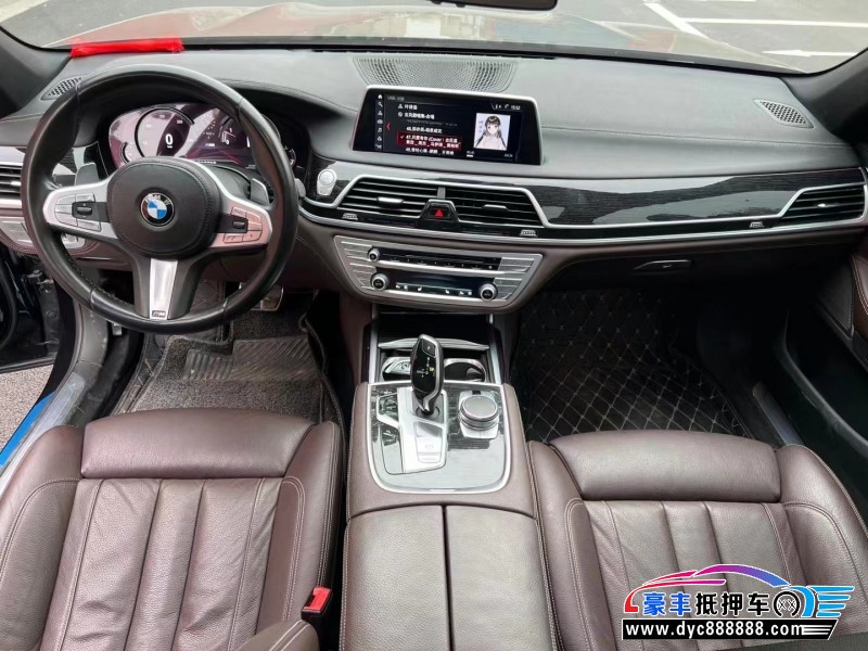 18年宝马7系轿车抵押车出售