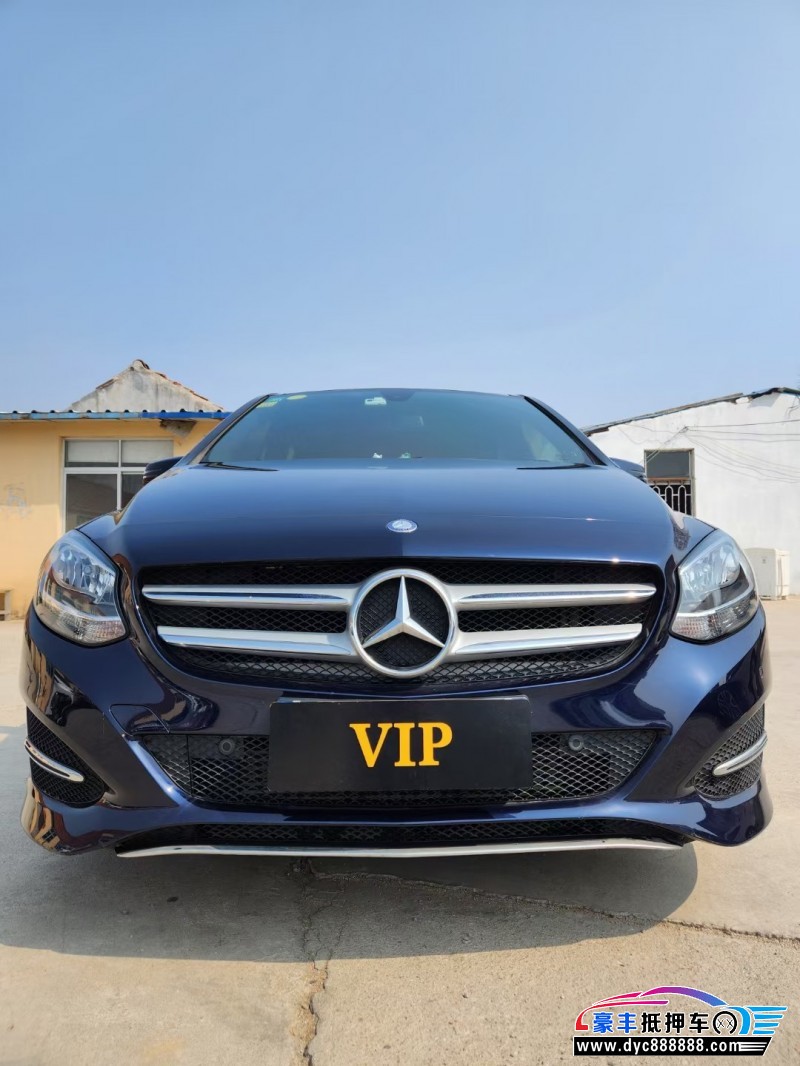 17年奔驰B轿车抵押车出售