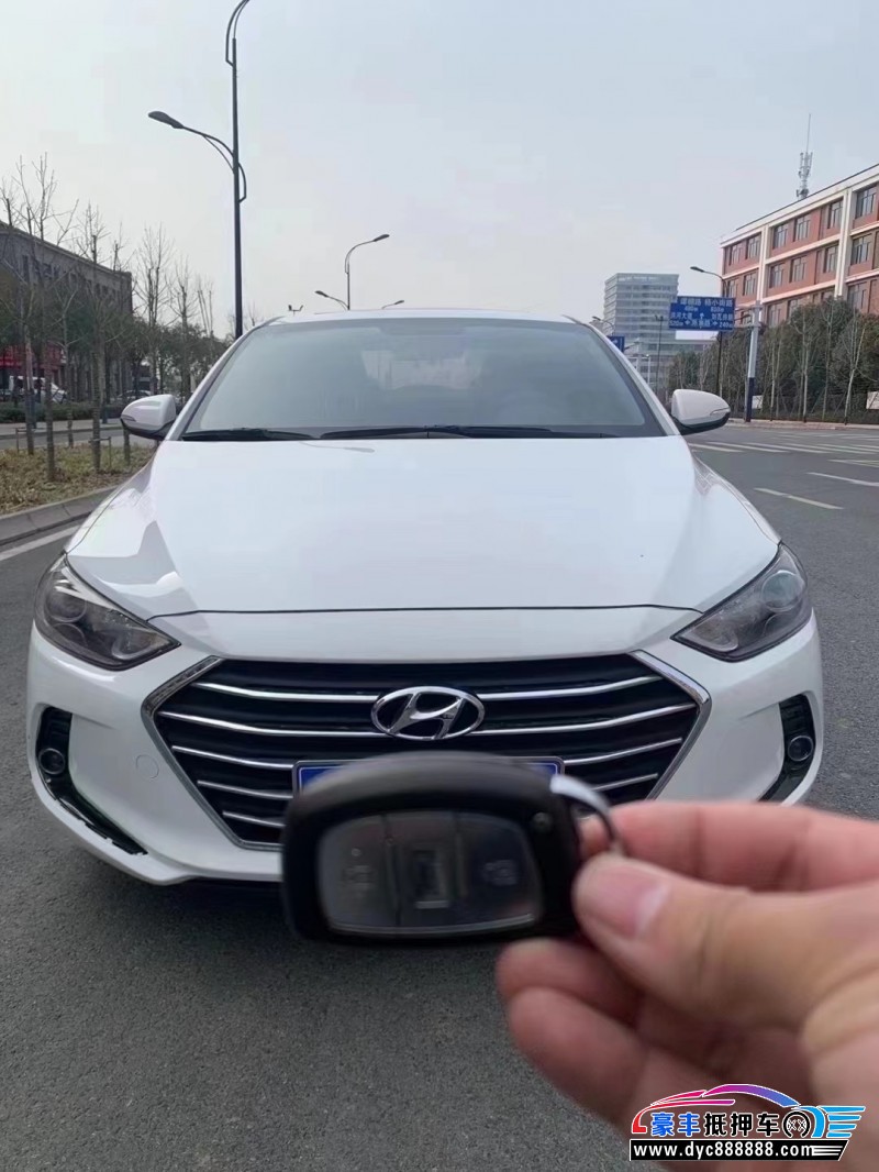 18年现代领动轿车抵押车出售