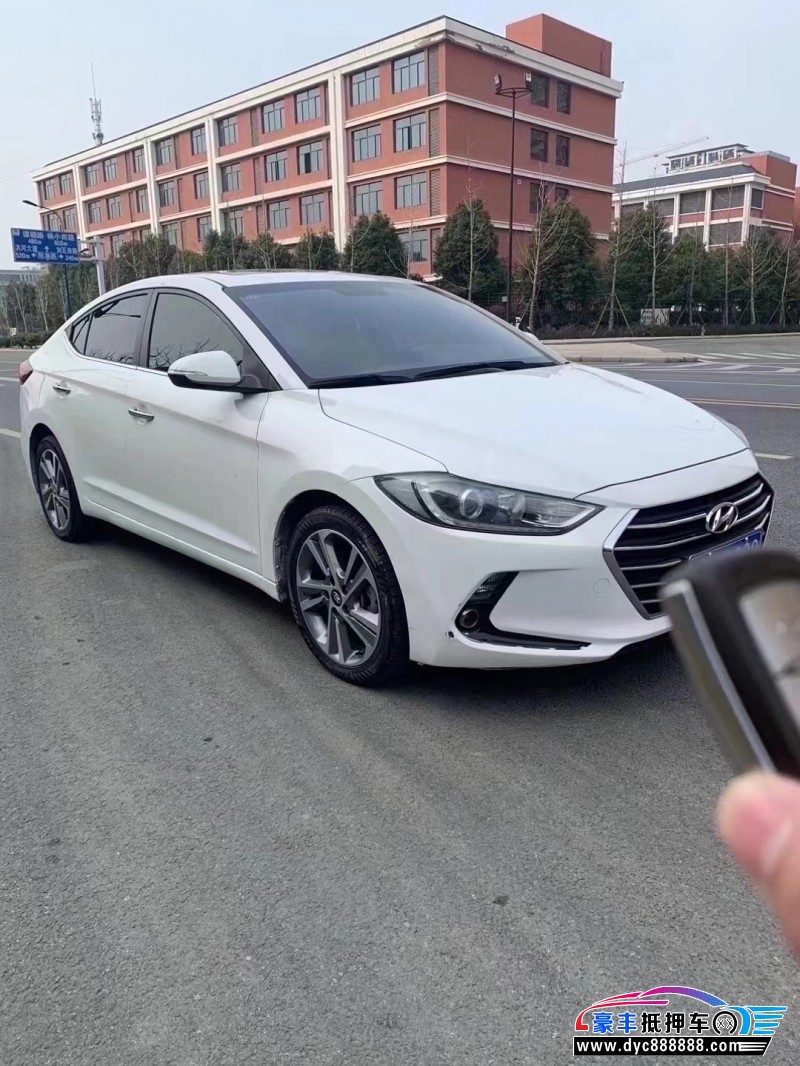 18年现代领动轿车抵押车出售