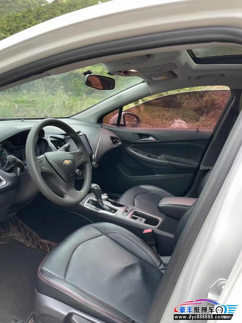 18年雪佛兰科鲁兹轿车抵押车出售