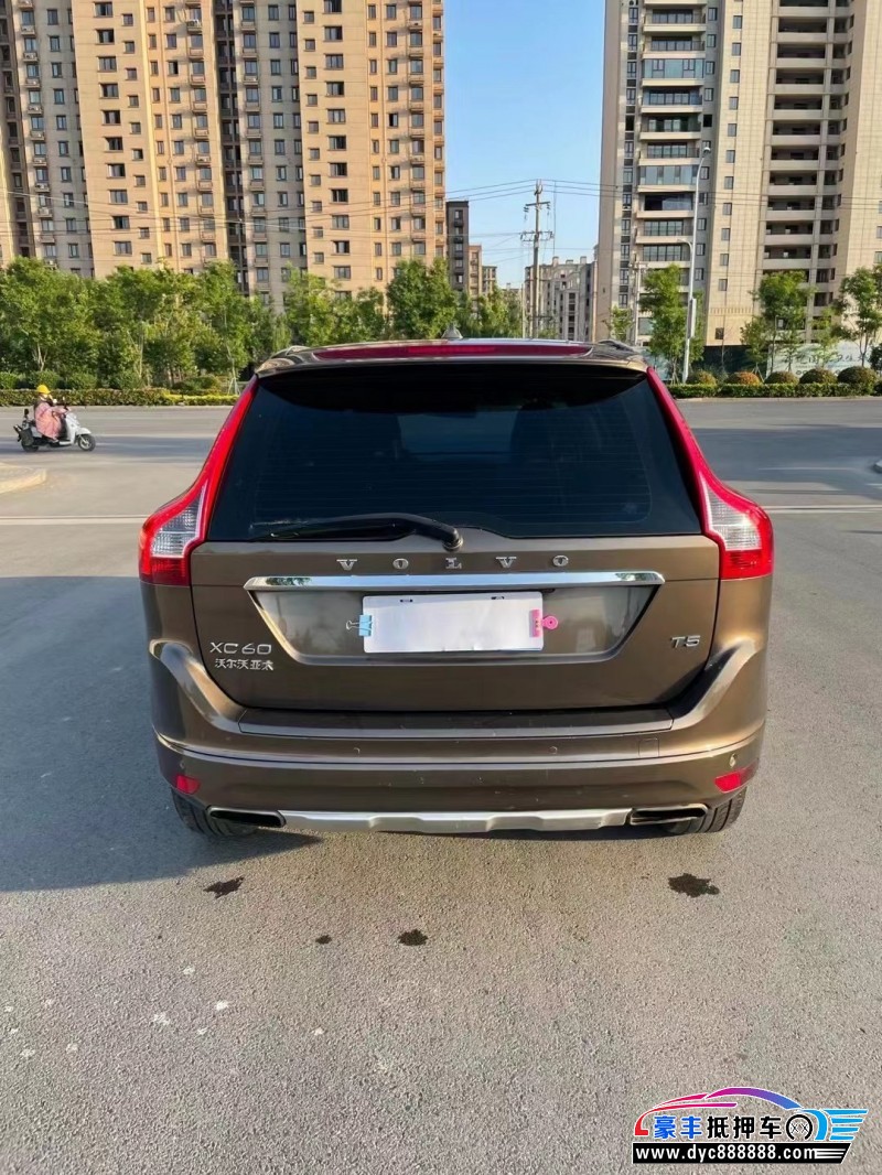 15年沃尔沃XC60轿车抵押车出售