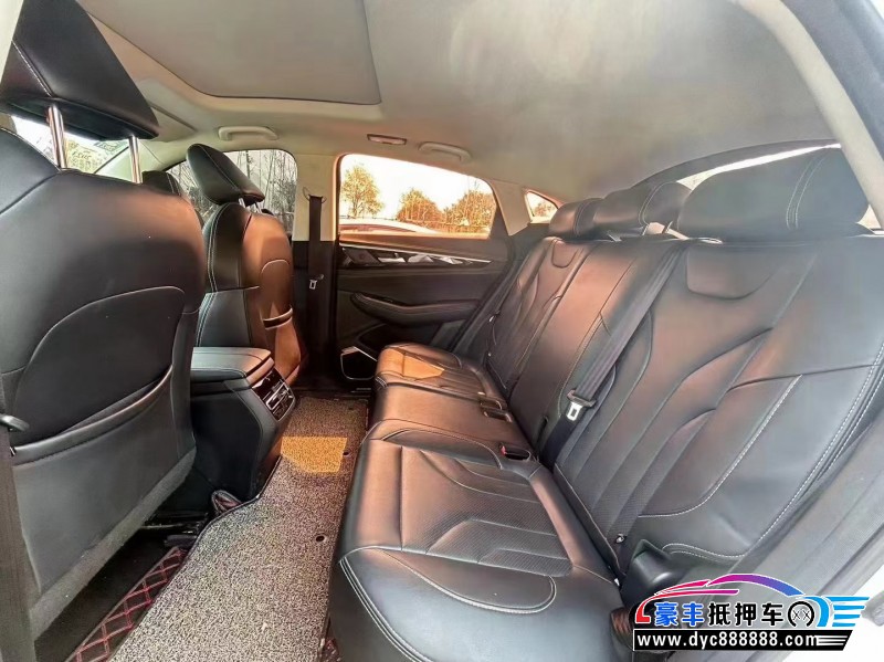 19年长安长安cs85轿车抵押车出售