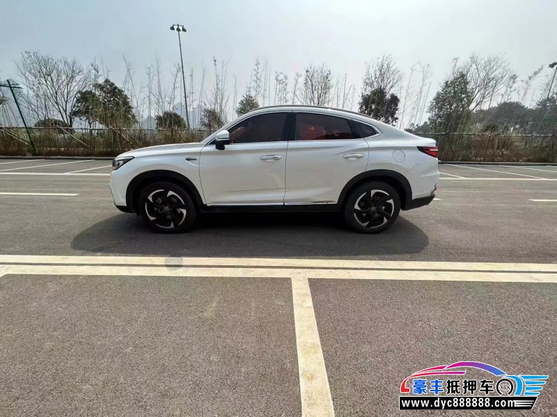 19年长安长安cs85轿车抵押车出售