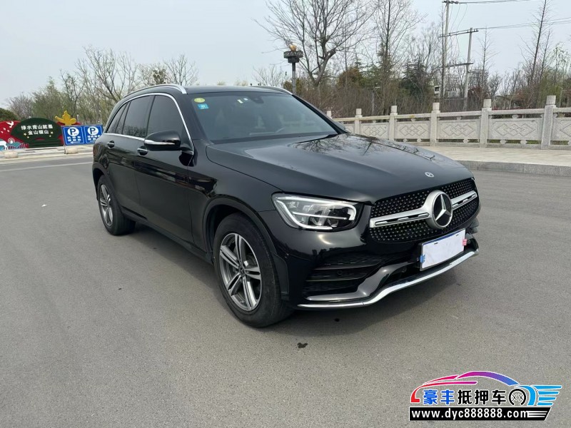 20年奔驰GLC轿车抵押车出售