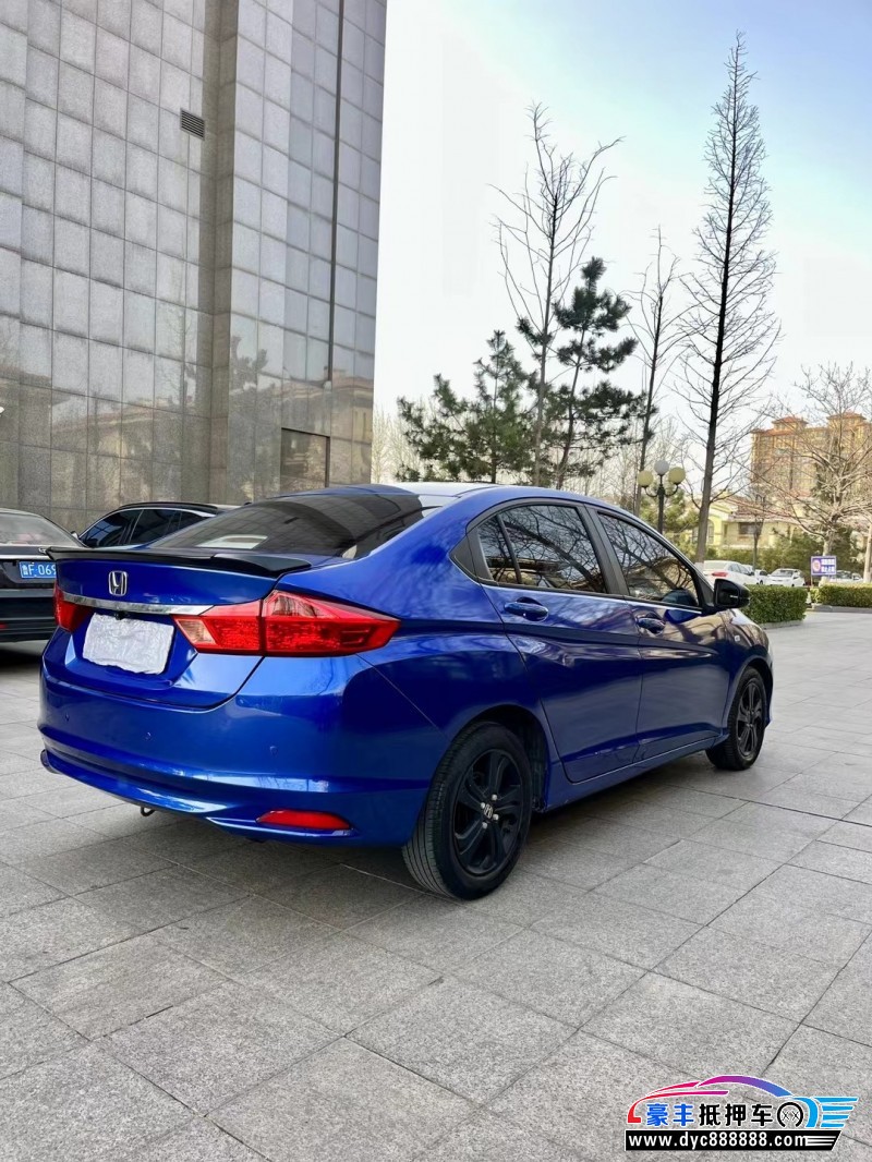 16年本田锋范轿车抵押车出售