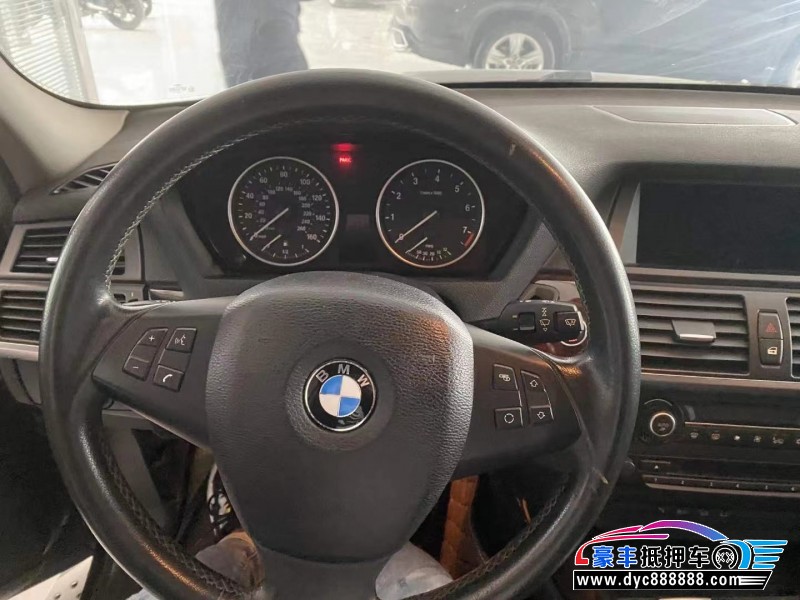 13年宝马X5SUV抵押车出售