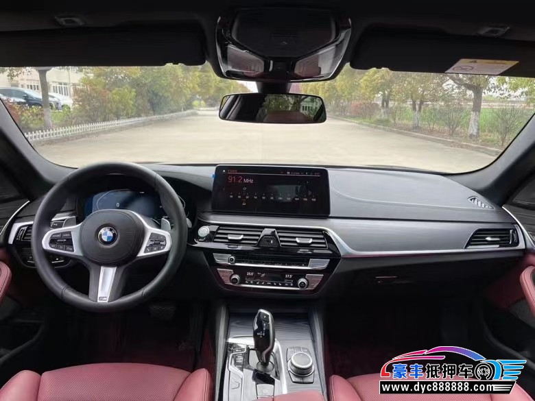 22年宝马5系轿车抵押车出售