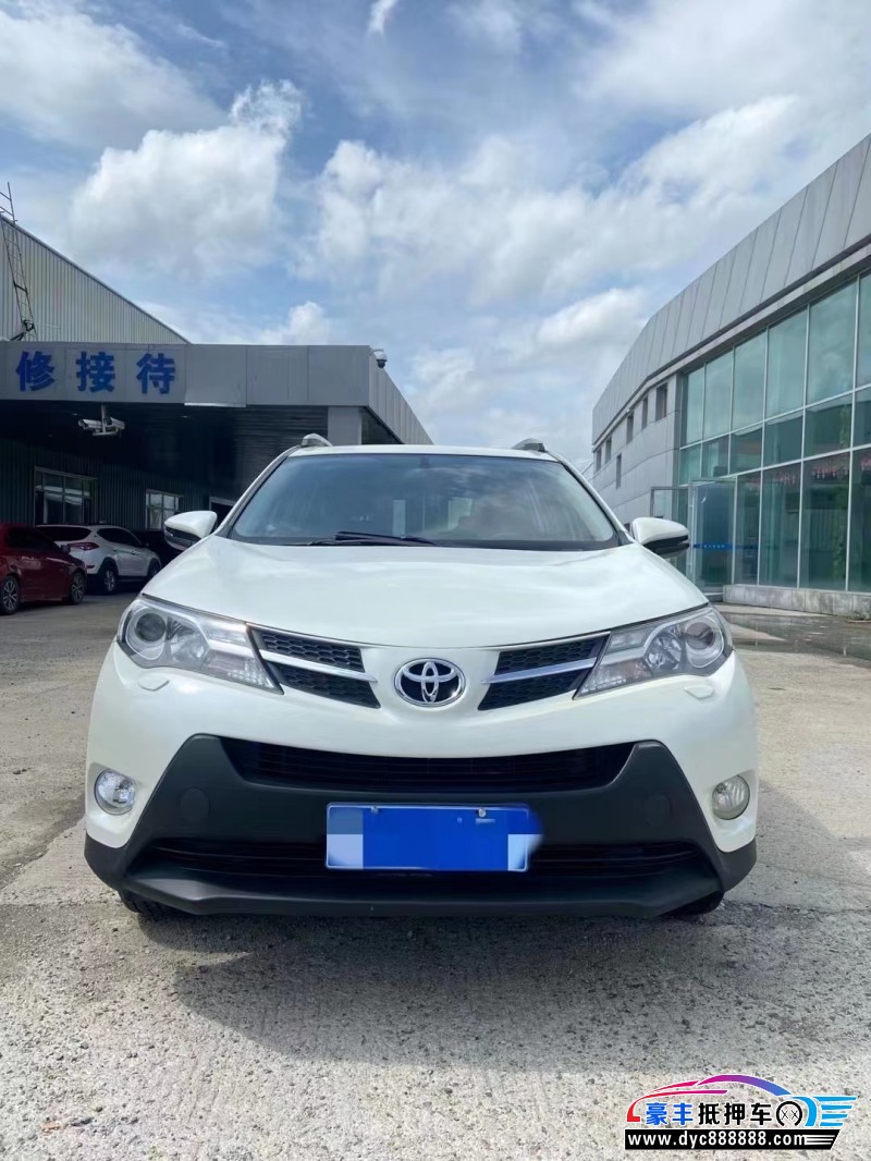 16年丰田RAV4荣放轿车抵押车出售