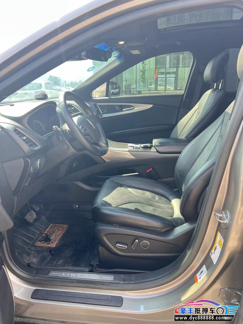 17年林肯MKX轿车抵押车出售