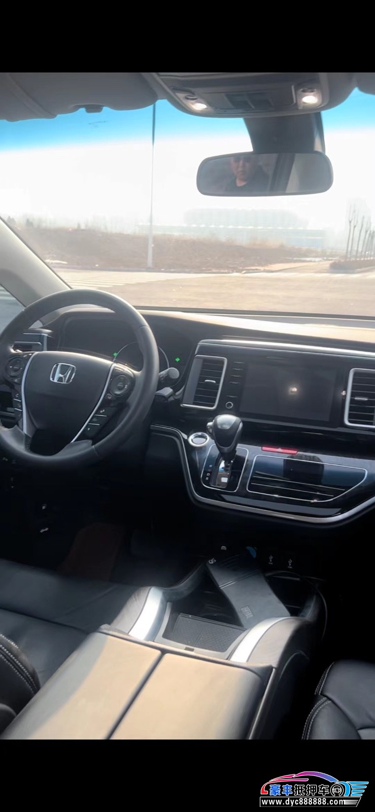 21年本田艾力绅MPV抵押车出售