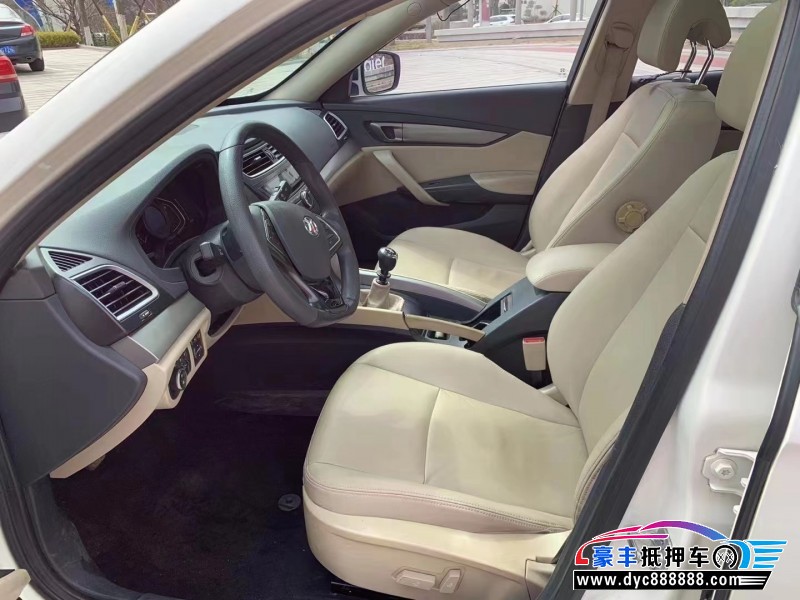 16年北汽绅宝D60轿车抵押车出售