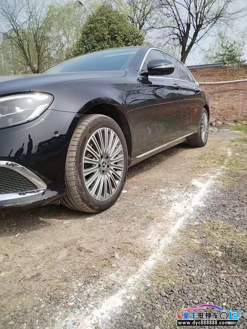 22年奔驰E轿车抵押车出售