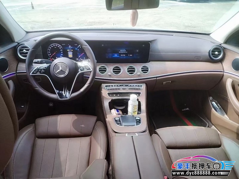 22年奔驰E轿车抵押车出售