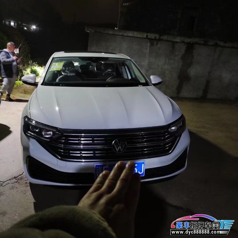 23年大众速腾轿车抵押车出售