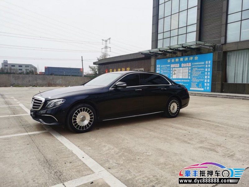 19年奔驰E轿车抵押车出售