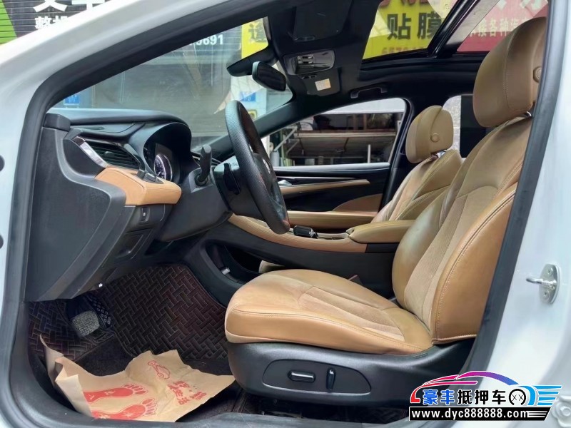 18年别克君越轿车抵押车出售