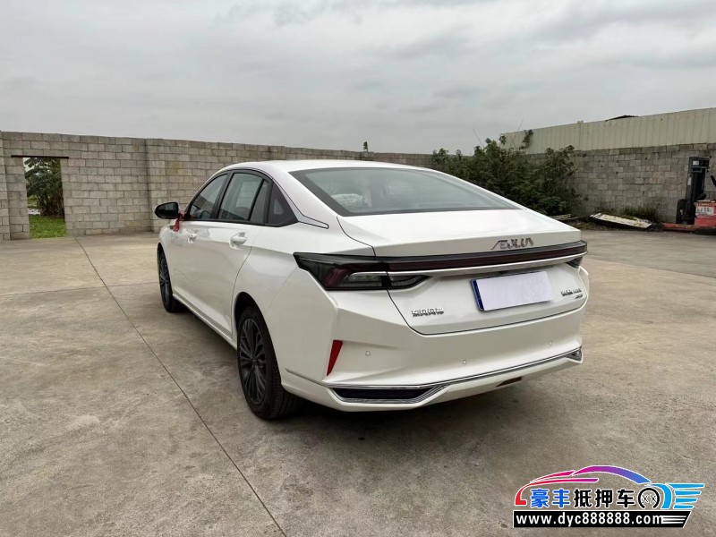 22年东风风神奕炫轿车抵押车出售