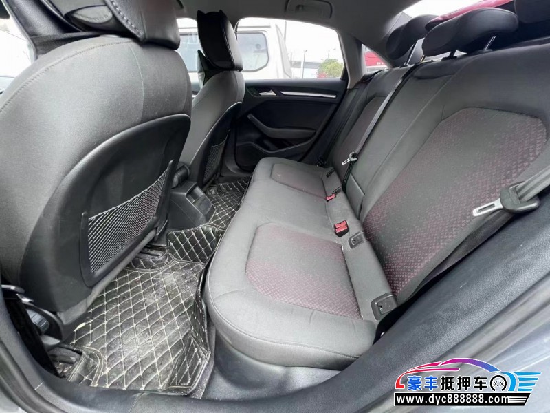 20年奥迪A3轿车抵押车出售