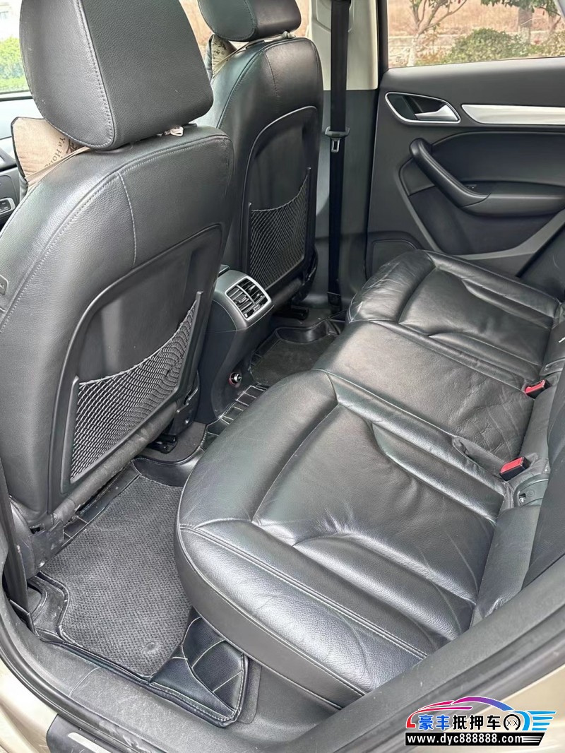 17年奥迪Q3轿车抵押车出售