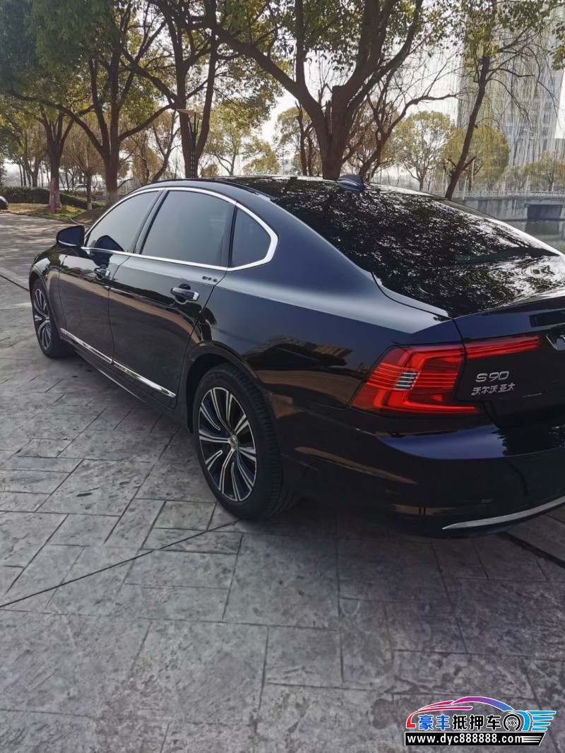 21年沃尔沃S90轿车抵押车出售