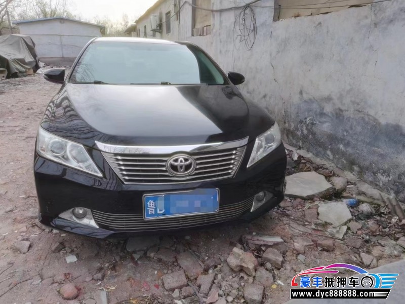 13年丰田凯美瑞轿车抵押车出售