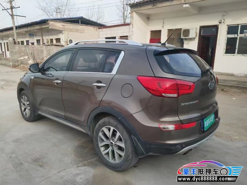 16年起亚智跑轿车抵押车出售