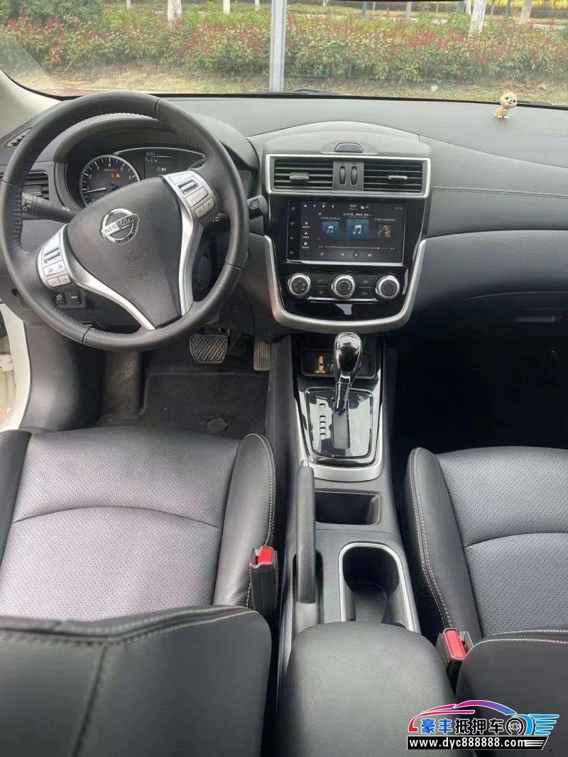 20年日产骐达轿车抵押车出售