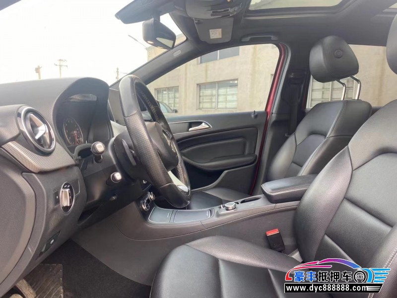 15年奔驰B级轿车抵押车出售