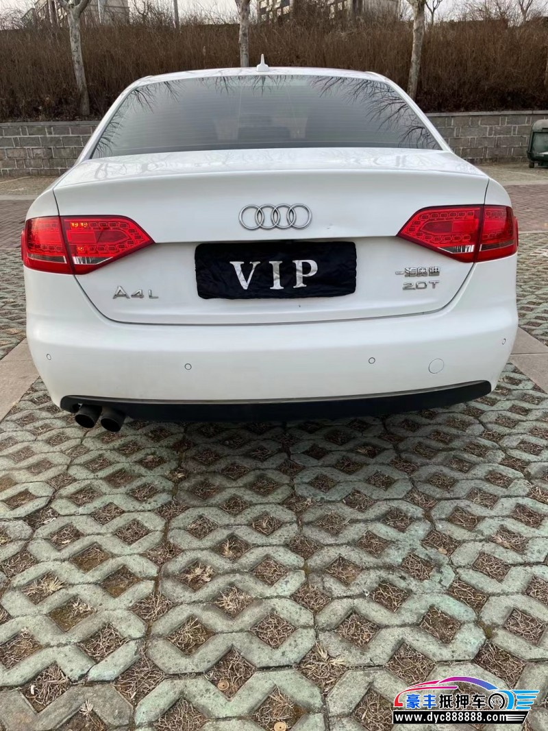 12年奥迪A4轿车抵押车出售