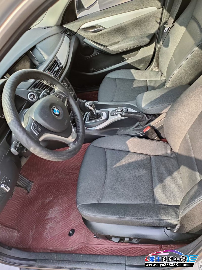 15年宝马X1轿车抵押车出售