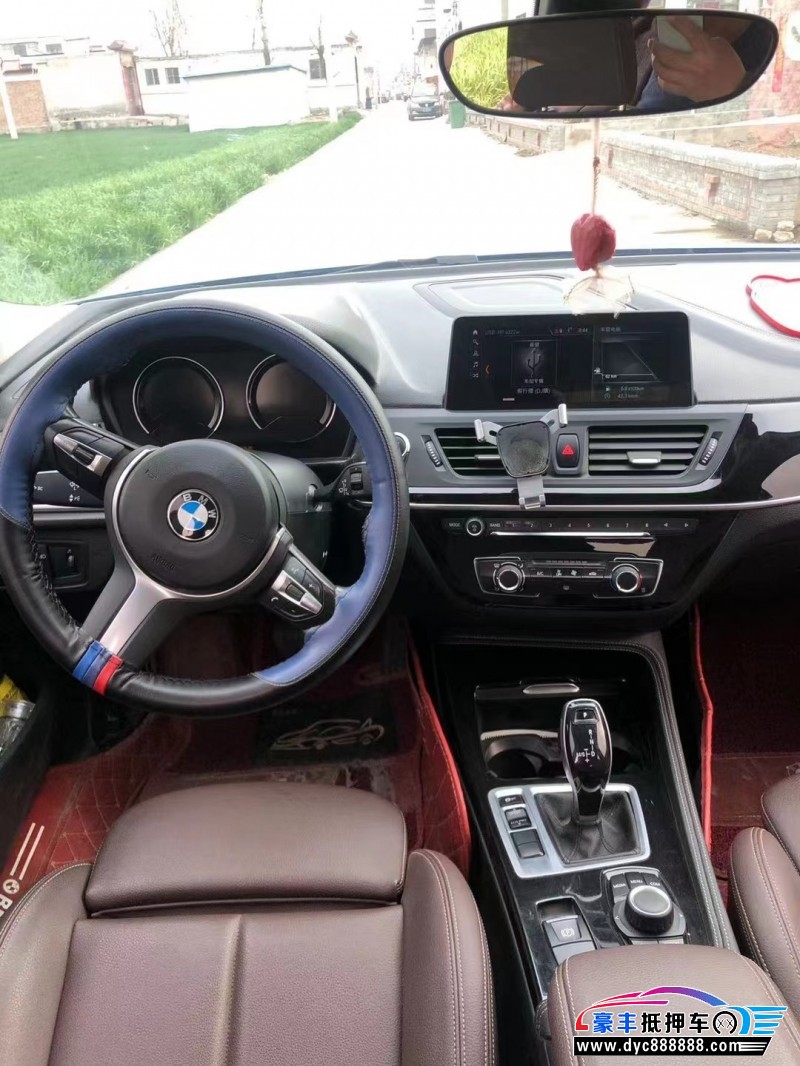 20年宝马1系轿车抵押车出售