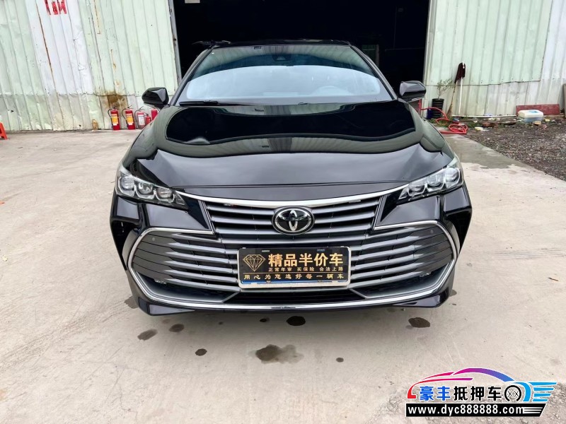 20年丰田亚洲龙轿车抵押车出售